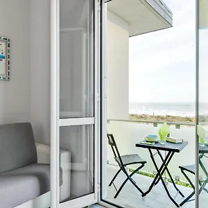 Amazing Near Pet Friendly Ferienhaus